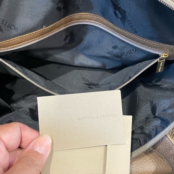 SOLD❤️ BOTTEGA VENETA Lambskin Leather Tote Shoulder Bag Taupe Brown Tan - Picture 14 of 16